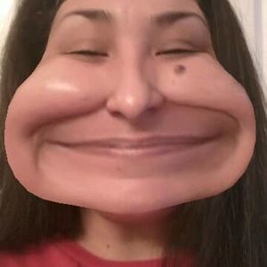 Meet your Posher, Danielle